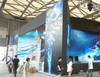 7月28日下午，距2010届chinajoy开幕仅剩10个小时左右，各大厂商的展台搭建工
作进行的如火如荼。当记者前往第九城市展台，却发现并没有其他商场类似的场面。展台位置空无一物，唯一可见地上LOGO贴画，第九城市不按常理出牌让人浮想联翩。
