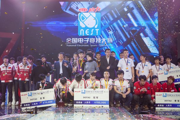 花亭相会李小锋张宁_lgd战队张宁收入